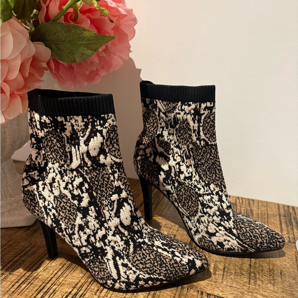 MIA Black and cream Patterned Heeled Boots